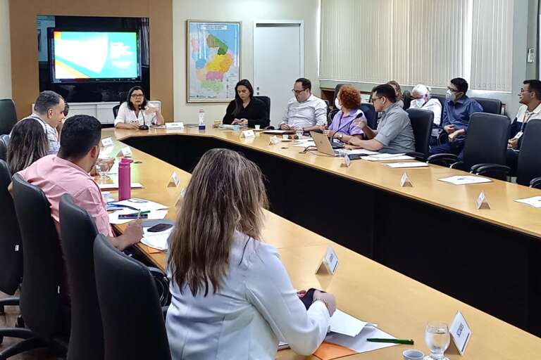 Reunião do CCPIS aborda desempenho financeiro do Fecop, projetos e situação da pobreza